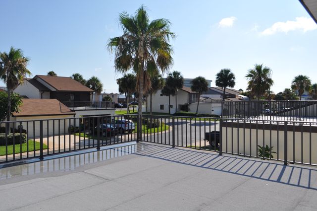 165 Seawind Drive 18, Satellite Beach, FL 32937