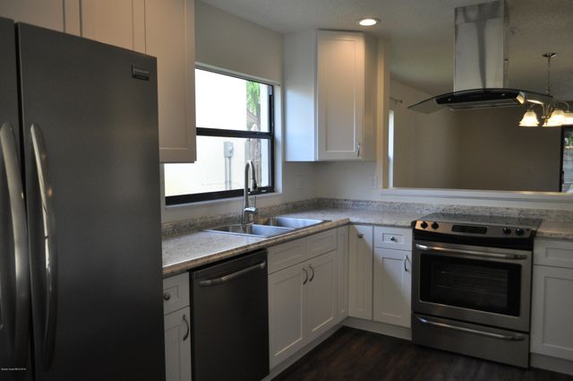 165 Seawind Drive 18, Satellite Beach, FL 32937