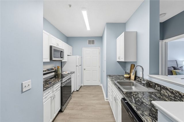 108 Mill Street 104, Woonsocket, RI 02895