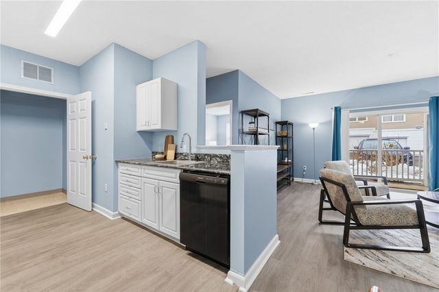 108 Mill Street 104, Woonsocket, RI 02895