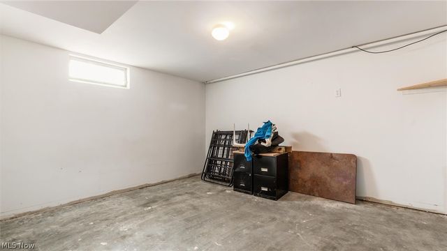 3125 Arrow Point Drive, Zanesville, OH 43701