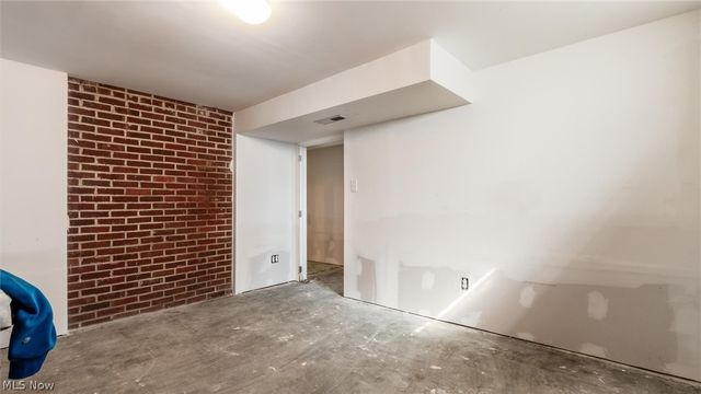 3125 Arrow Point Drive, Zanesville, OH 43701