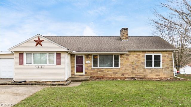 3125 Arrow Point Drive, Zanesville, OH 43701