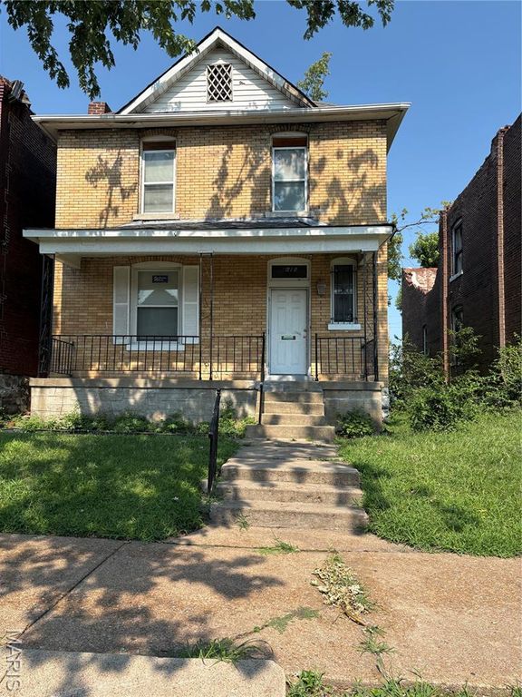 3615 Paris Avenue, St Louis, MO 63115