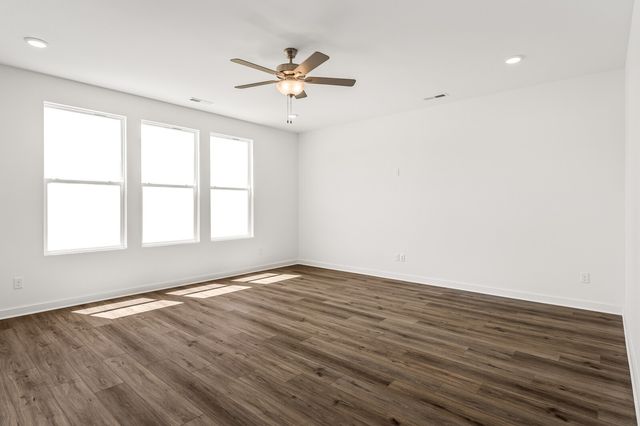 8049 Netterfield Drive, White House, TN 37188