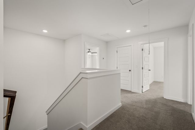 8049 Netterfield Drive, White House, TN 37188