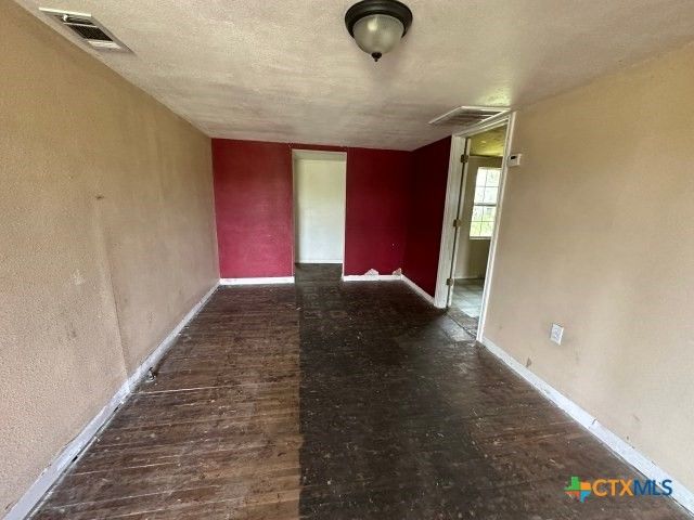 15666 Fm 1686, Victoria, TX 77905