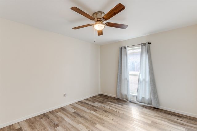 2721 Edinboro, Arlington, TX 76012