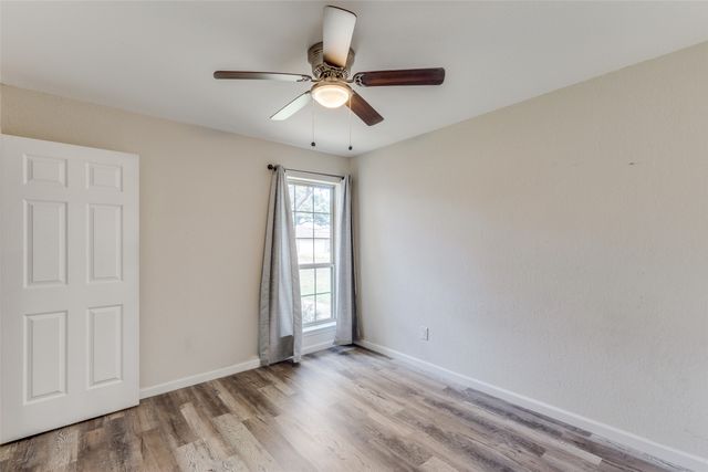 2721 Edinboro, Arlington, TX 76012