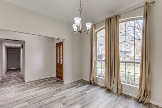 2721 Edinboro, Arlington, TX 76012