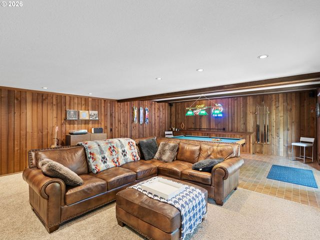 9650 Sw VENTURA Ct, Portland, OR 97223