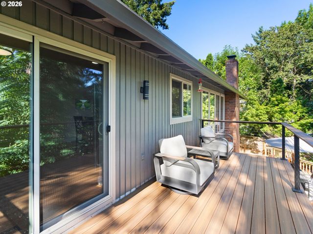 9650 Sw VENTURA Ct, Portland, OR 97223