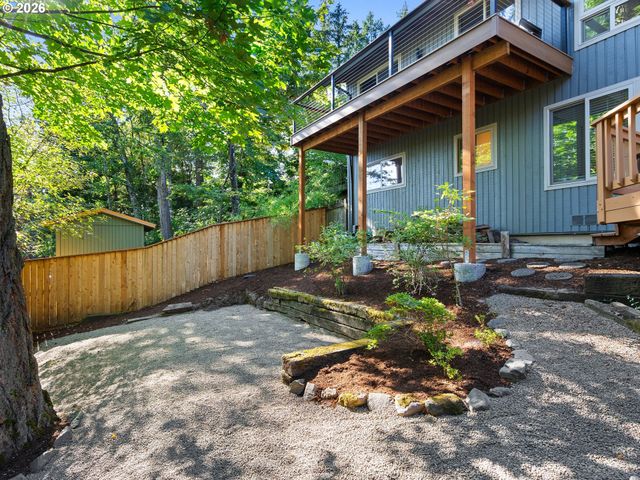 9650 Sw VENTURA Ct, Portland, OR 97223