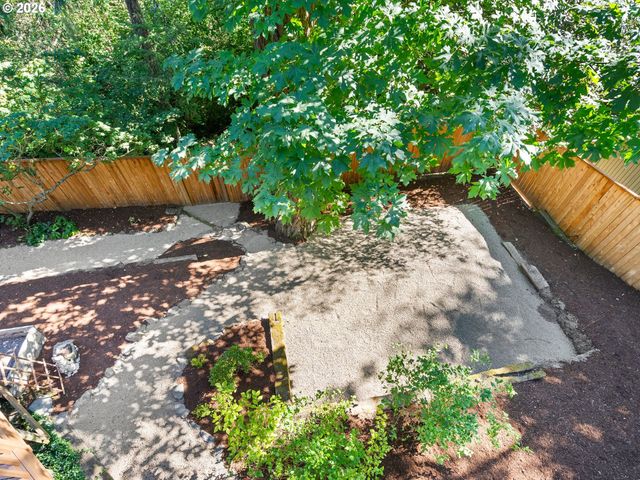 9650 Sw VENTURA Ct, Portland, OR 97223