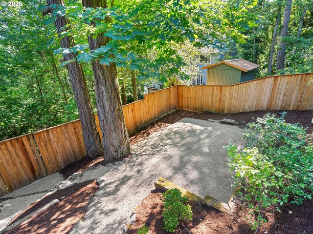 9650 Sw VENTURA Ct, Portland, OR 97223