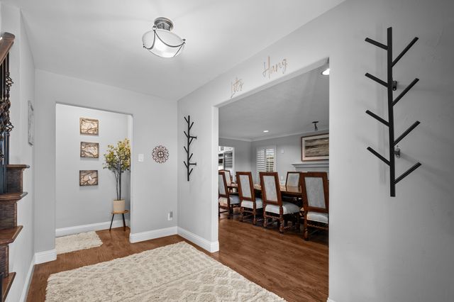 3621 Welwyn Way Drive, Bedford, TX 76021