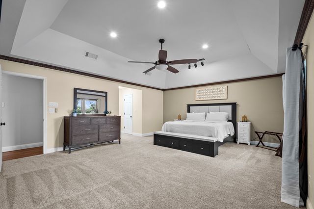 3621 Welwyn Way Drive, Bedford, TX 76021