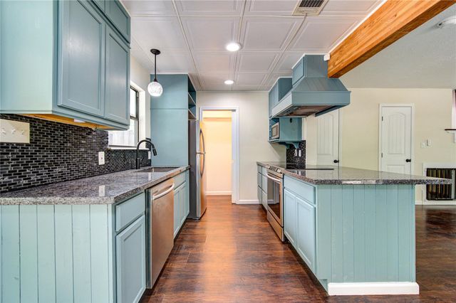 1011 Hamblen Road 307, Houston, TX 77339