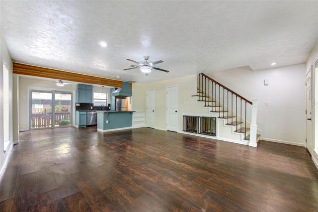 1011 Hamblen Road 307, Houston, TX 77339