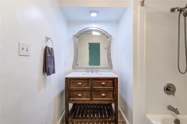 1011 Hamblen Road 307, Houston, TX 77339