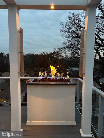 205 NEWBURG AVE, Catonsville, MD 21228