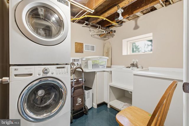 205 NEWBURG AVE, Catonsville, MD 21228