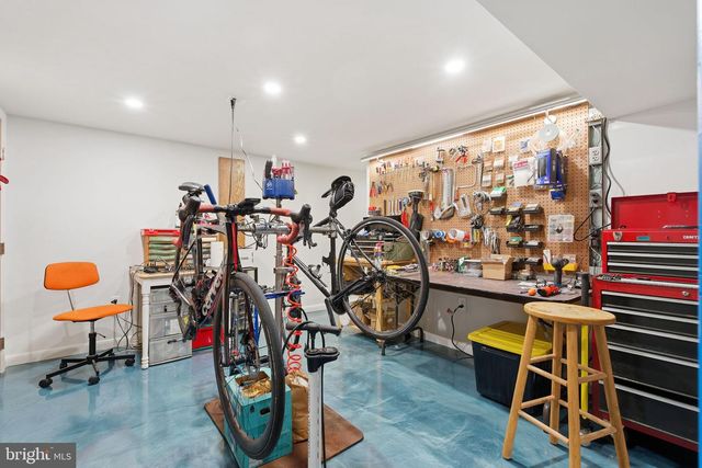 205 NEWBURG AVE, Catonsville, MD 21228