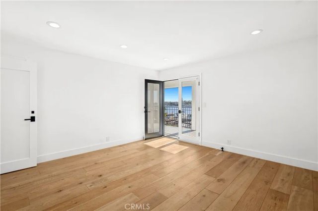 2572 Bayshore, Newport Beach, CA 92663