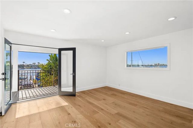 2572 Bayshore, Newport Beach, CA 92663