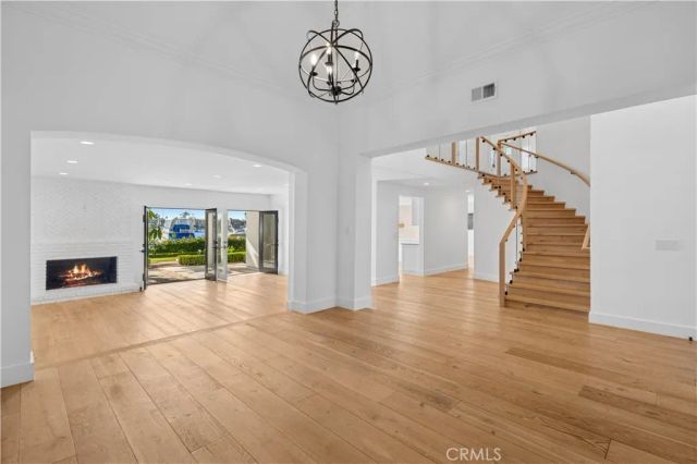 2572 Bayshore, Newport Beach, CA 92663