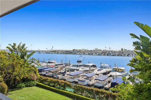 2572 Bayshore, Newport Beach, CA 92663