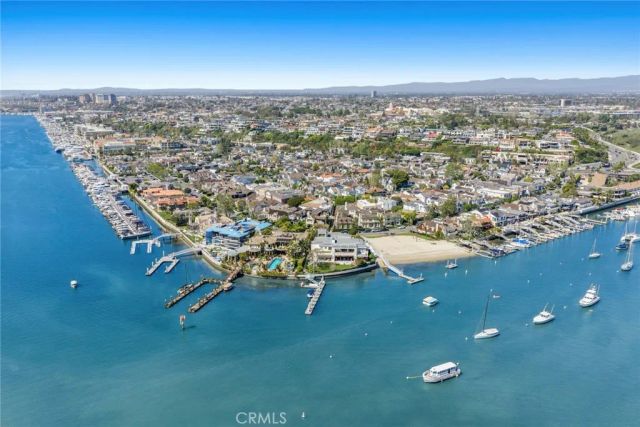 2572 Bayshore, Newport Beach, CA 92663