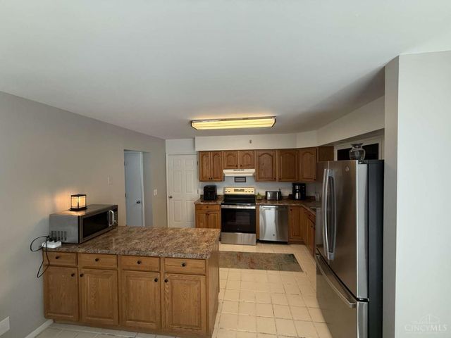 8903 Cavalier Drive, Springfield Twp., OH 45231
