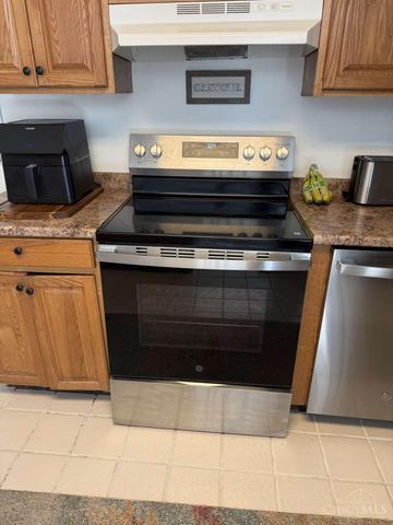 8903 Cavalier Drive, Springfield Twp., OH 45231