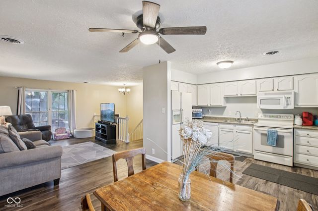 1023 Avalon Lane, Chesterfield, IN 46017