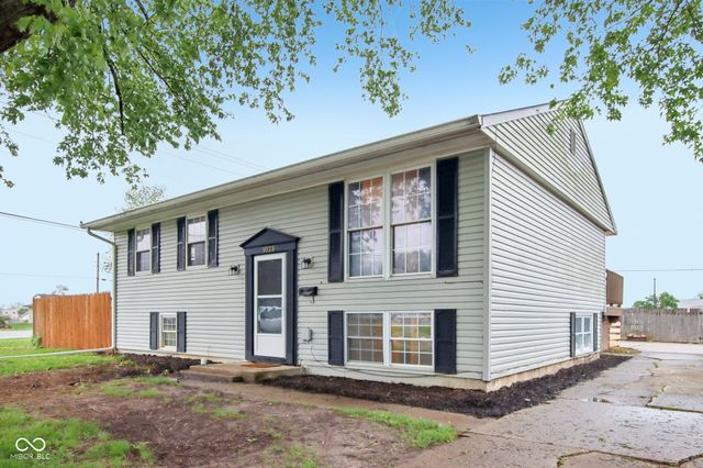 1023 Avalon Lane, Chesterfield, IN 46017