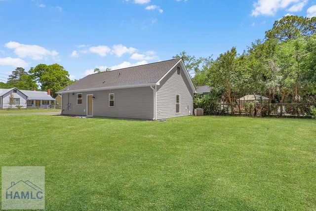 2235 Alaska Street, Savannah, GA 31404