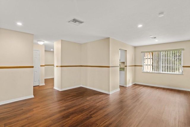 4526 43rd Court, Vero Beach, FL 32967