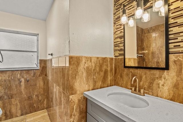 4526 43rd Court, Vero Beach, FL 32967