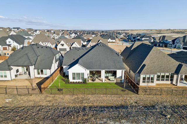 2232 Laurel Ridge Road, Fort Worth, TX 76008