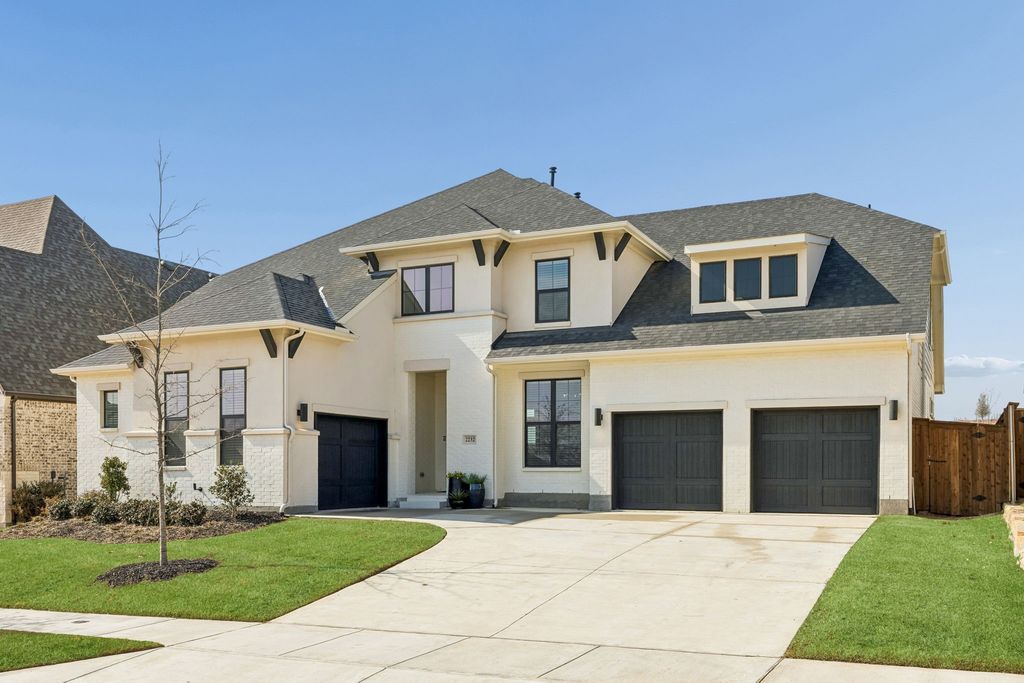 2232 Laurel Ridge Road, Fort Worth, TX 76008