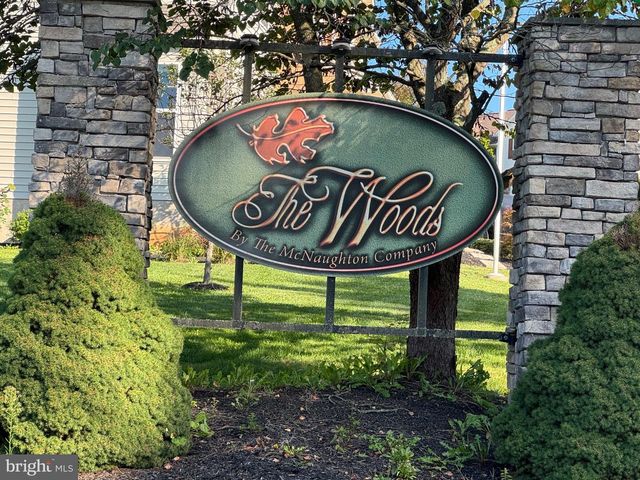 195 SCARLET OAK DR, Etters, PA 17319