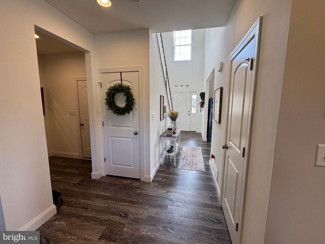 195 SCARLET OAK DR, Etters, PA 17319