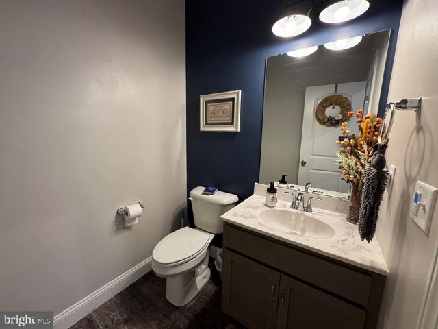 195 SCARLET OAK DR, Etters, PA 17319