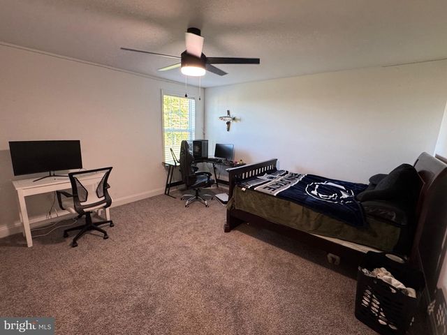 195 SCARLET OAK DR, Etters, PA 17319