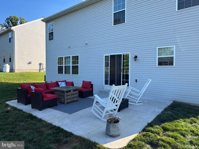 195 SCARLET OAK DR, Etters, PA 17319