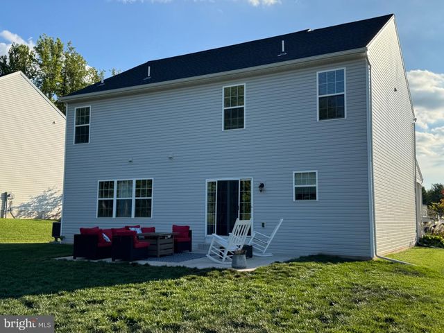 195 SCARLET OAK DR, Etters, PA 17319