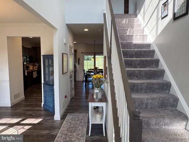 195 SCARLET OAK DR, Etters, PA 17319
