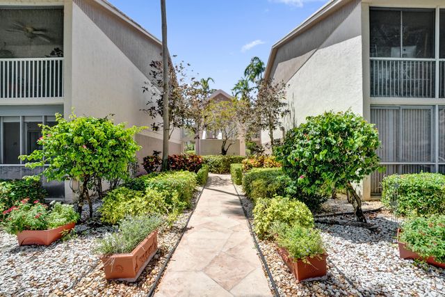 7557 Trent Drive 213, Tamarac, FL 33321
