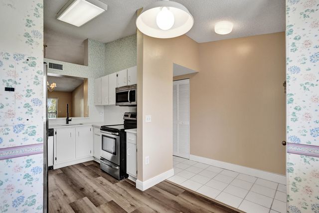 7557 Trent Drive 213, Tamarac, FL 33321